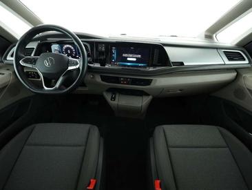 Volkswagen Multivan Van 2.0 TDI — photo 4