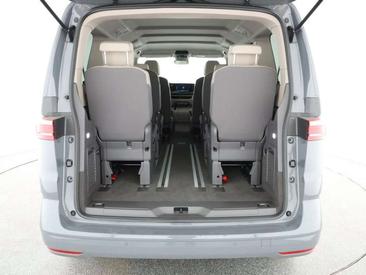 Volkswagen Multivan Van 2.0 TDI — photo 8