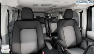 Volkswagen Multivan Van 2.0 TDI — photo 6
