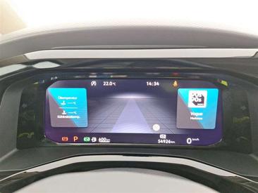 Volkswagen Multivan TSI Life — photo 10