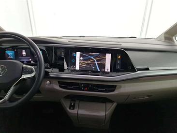 Volkswagen Multivan TSI Life — photo 13