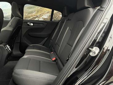 Volvo C40 Coupé SUV Recharge Single Motor Extended Range — photo 10