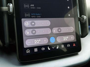 Volvo EX30 Single Motor Extended Range — photo 7
