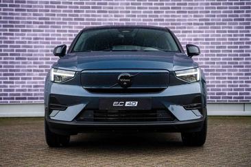 Volvo EC40 Coupé SUV Single Motor Extended Range — photo 3
