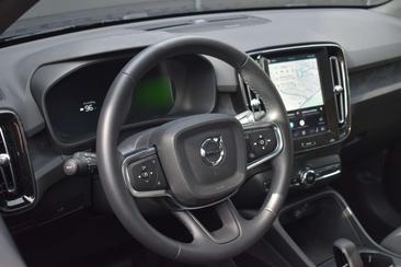 Volvo EC40 Coupé SUV Single Motor Extended Range — photo 3