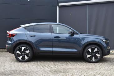 Volvo EC40 Coupé SUV Single Motor Extended Range — photo 9