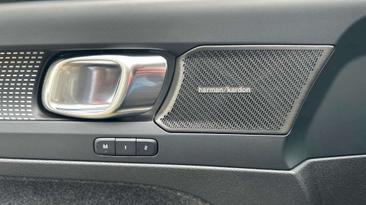 Volvo EC40 Coupé SUV Single Motor Extended Range — photo 15