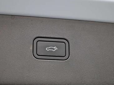Volvo EX30 Single Motor Extended Range — photo 12