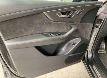 Audi RSQ8 — photo 14