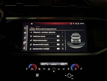 Audi RSQ3 Sportback — photo 13