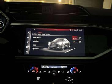Audi RSQ3 Sportback — photo 25