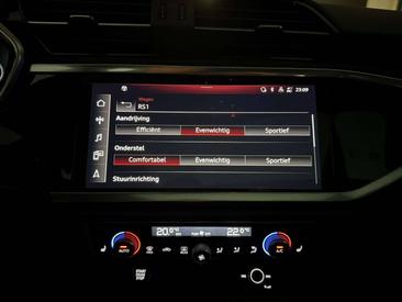 Audi RSQ3 Sportback — photo 26
