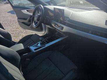 Audi A4 Avant 35 TDI — photo 28