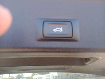 Audi A4 Avant 35 TDI — photo 29
