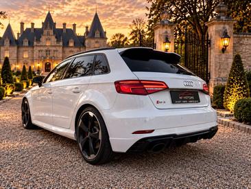 Audi RS3 Sportback — photo 11