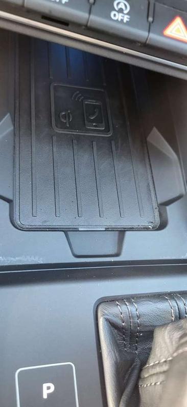 Audi Q3 35 TDI — photo 31