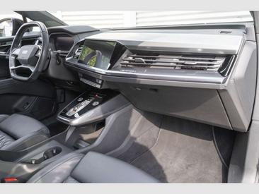 Audi Q4 E-tron 35 125 KW — photo 8