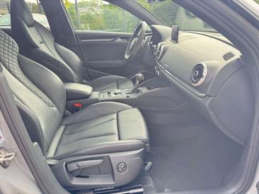 Audi RS3 Sportback — photo 15