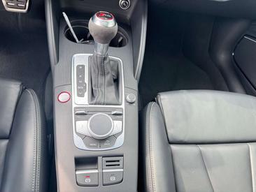 Audi RS3 Sportback — photo 20