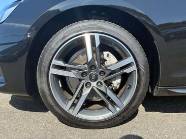 Audi A4 40 TDI — photo 7