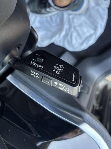 Audi Q3 35 TDI Quattro — photo 11
