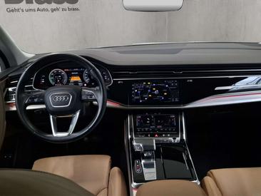 Audi Q7 TFSI E 55 E Quattro — photo 14