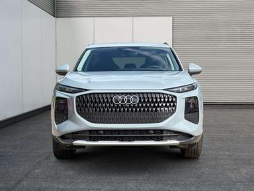 Audi Q3 35 TDI — photo 5