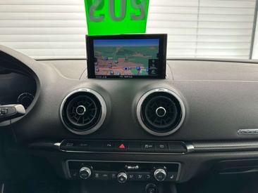 Audi RS3 Sportback — photo 40
