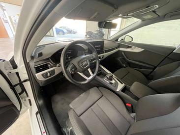 Audi A4 Avant 35 TDI — photo 11