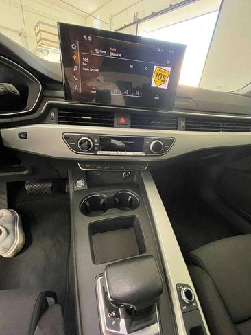 Audi A4 Avant 35 TDI — photo 13
