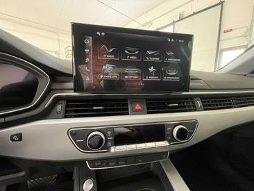 Audi A4 Avant 35 TDI — photo 14