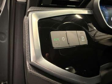 Audi Q3 Sportback TFSI E 45 E — photo 10