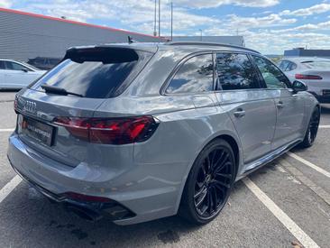Audi RS4 Avant — photo 4