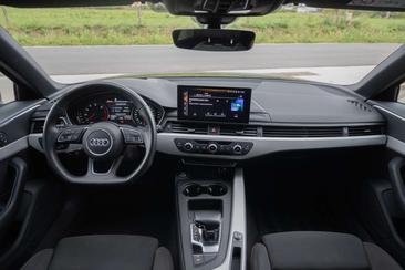 Audi A4 Avant 35 TFSI — photo 17