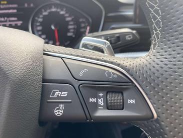 Audi RS4 Avant — photo 16