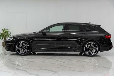 Audi RS4 Avant — photo 8