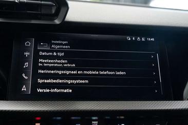 Audi RS3 Sportback — photo 43