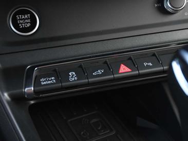 Audi Q3 Sportback TFSI E 45 E — photo 23
