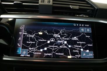 Audi Q3 35 TDI Quattro — photo 18