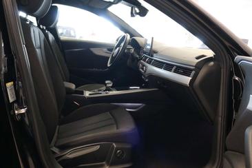 Audi A4 40 TDI — photo 29