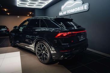 Audi RSQ8 — photo 7