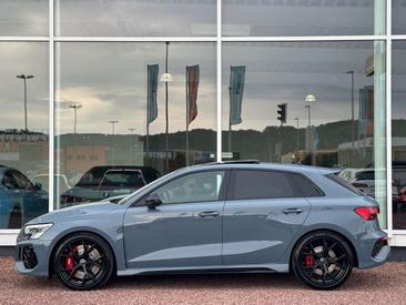 Audi RS3 Sportback — photo 5