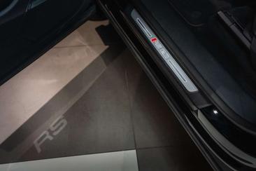 Audi RSQ8 — photo 15