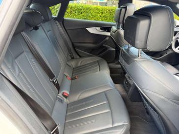 Audi A5 Sportback 35 TDI — photo 25
