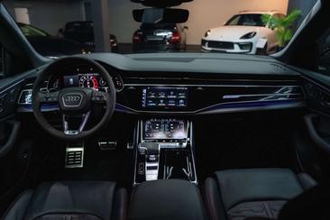 Audi RSQ8 — photo 33