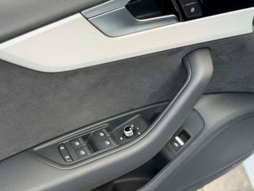 Audi A5 Sportback 35 TDI — photo 36