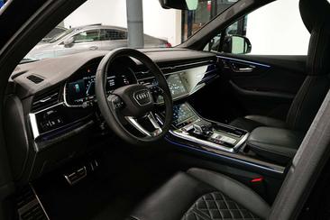 Audi SQ7 TFSI — photo 3