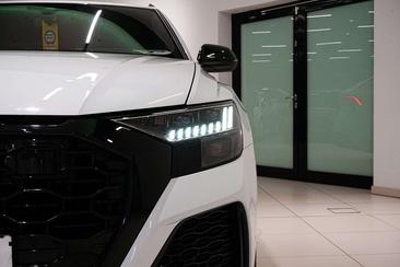Audi RSQ8 — photo 16