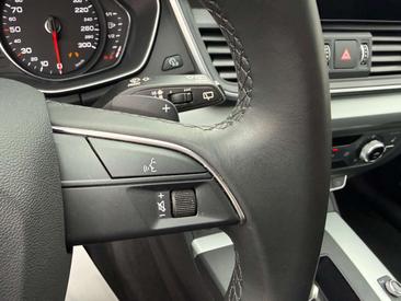 Audi Q5 35 TDI — photo 18
