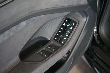 Audi A6 Avant TFSI E 55 E Quattro — photo 15
